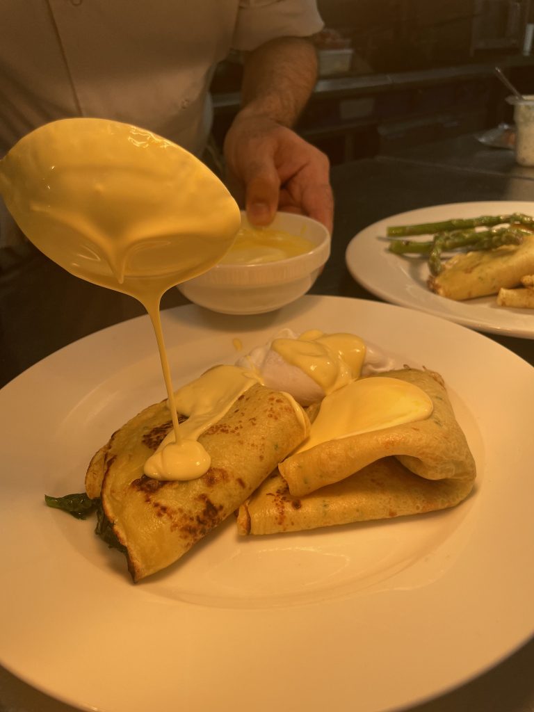 Rise and shine, it's pancake time!🥞 Middleton Hall Retirement Village